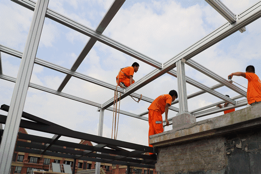 還在裝傳統(tǒng)陽光房？太傻了！如今大家都裝這個，美觀、環(huán)保還能賺錢！