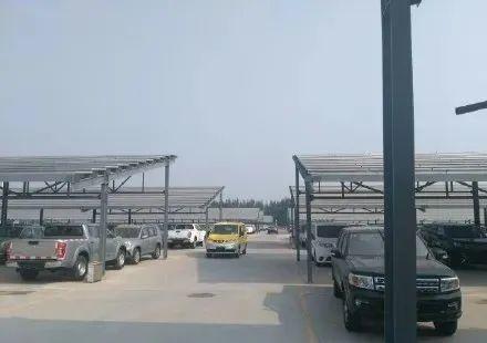 國務(wù)院正式發(fā)布《新能源汽車產(chǎn)業(yè)發(fā)展規(guī)劃》，鼓勵光伏車棚建設(shè)！