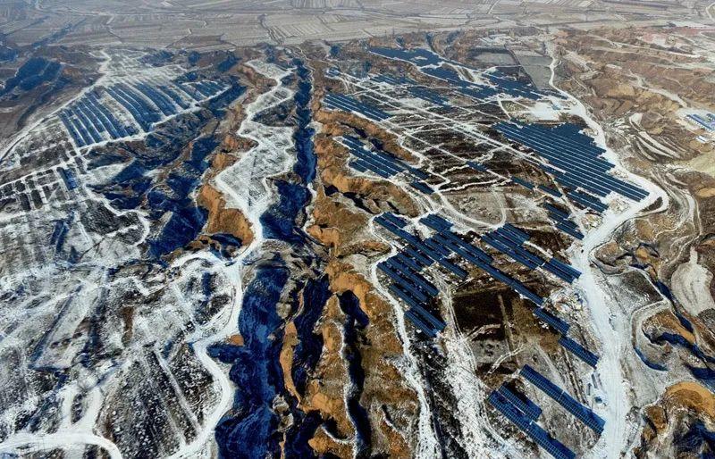 中國(guó)十三省最大光伏電站在這里！欽州康熙嶺的光伏電站能排上號(hào)了嗎？