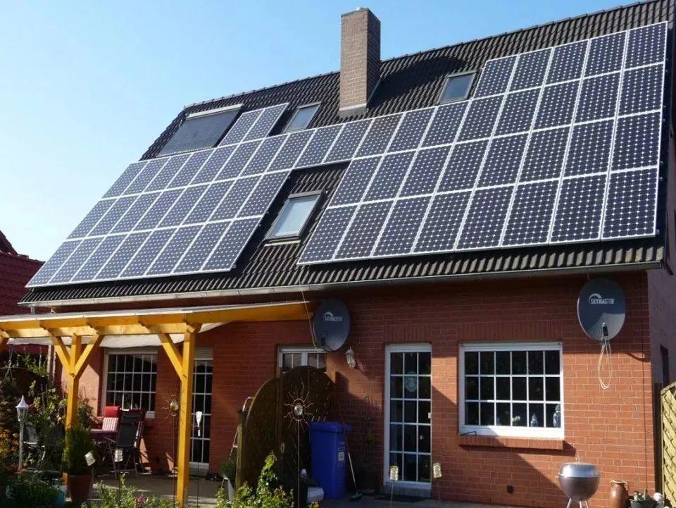 為什么秋季的光伏發(fā)電量比夏季還高？