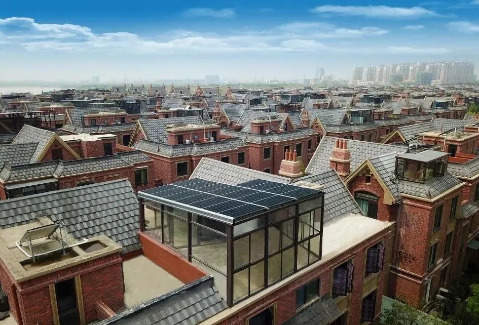 光伏發(fā)電“租房頂、免費(fèi)裝”新套路，警惕陰陽合同，天上不會掉餡餅！